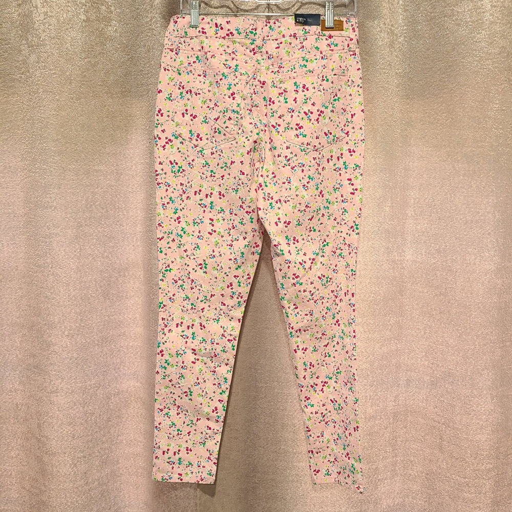 Crown & Ivy Libby Flowers Pink Floral High Rise Skinny Jeans Womens 8 NWT - Picture 8 of 14